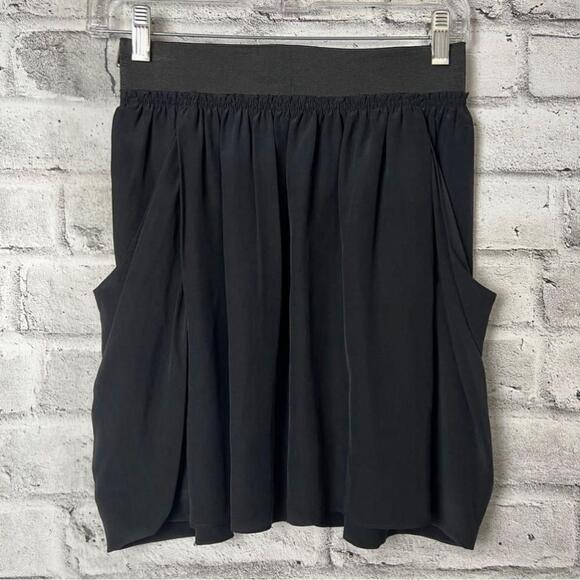 Aritzia Wilfred Black 100% Silk Tulip Skirt - Picture 4 of 7
